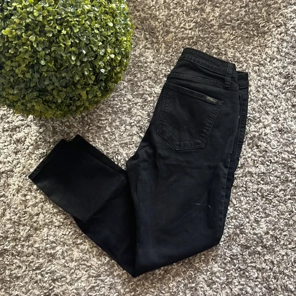 Silver - Picture 7 of 8